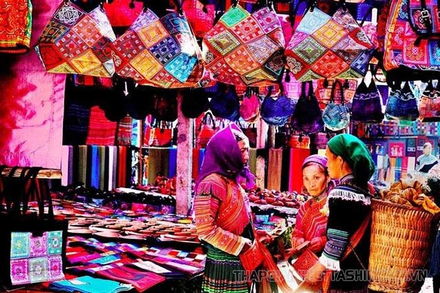 Chợ Phiên độc đáo của người Mông ở Tà Đùng Đăk Nông
